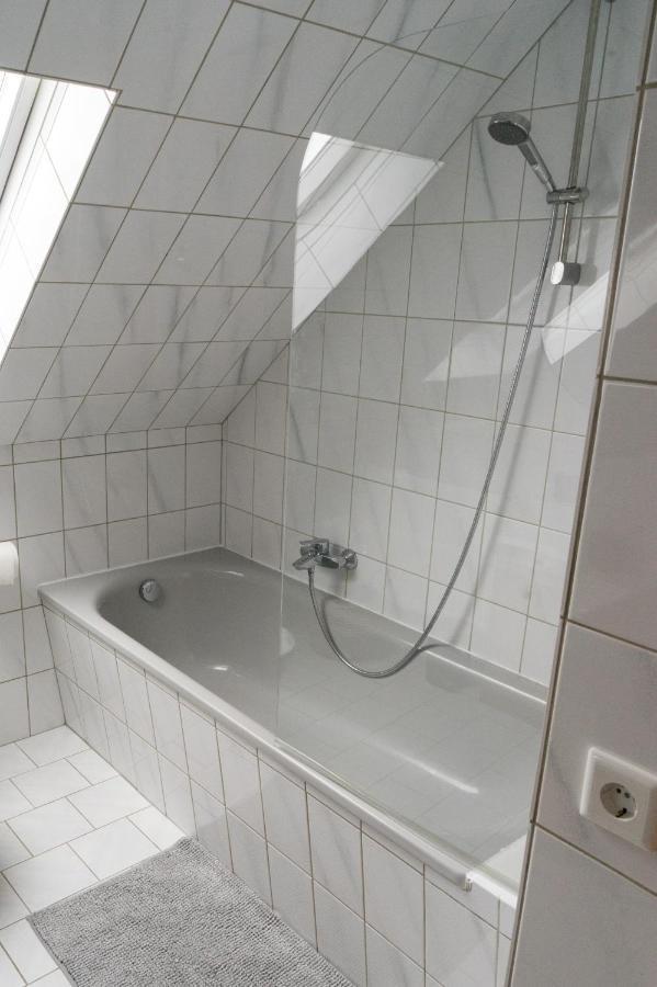 Ferienwohnung Hallighafen 布雷茨特 外观 照片